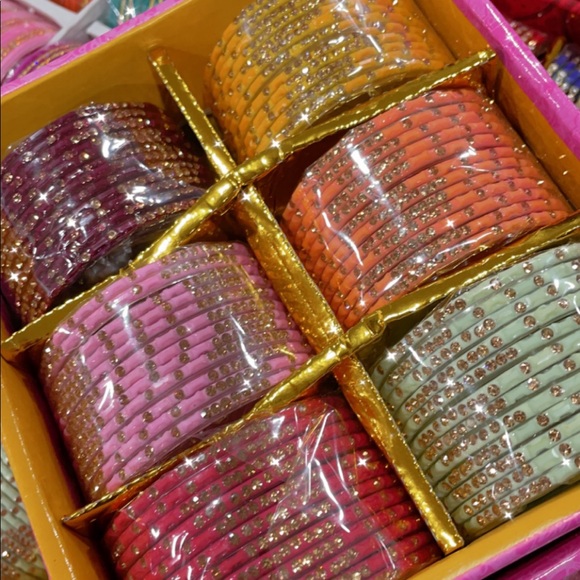 Glass and metal Bangles in stock - Picture 9 of 10